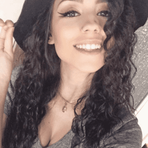 Mia